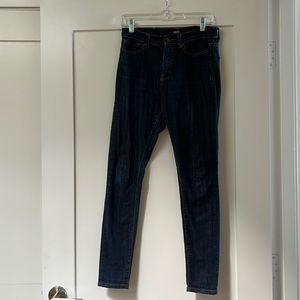BDG high rise twig ankle skinny Jean! 27 W 29 L dark blue wash